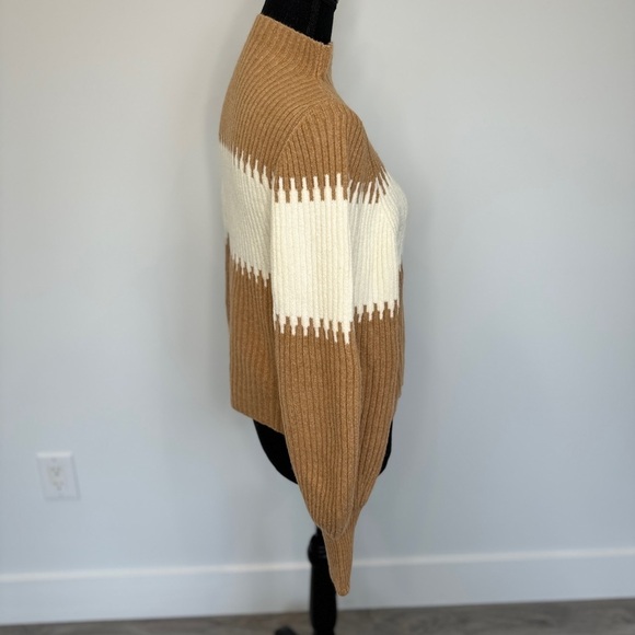 Brown and White Wool Blend Bubble Sleeves Women’s Sweater - Picture 6 of 8